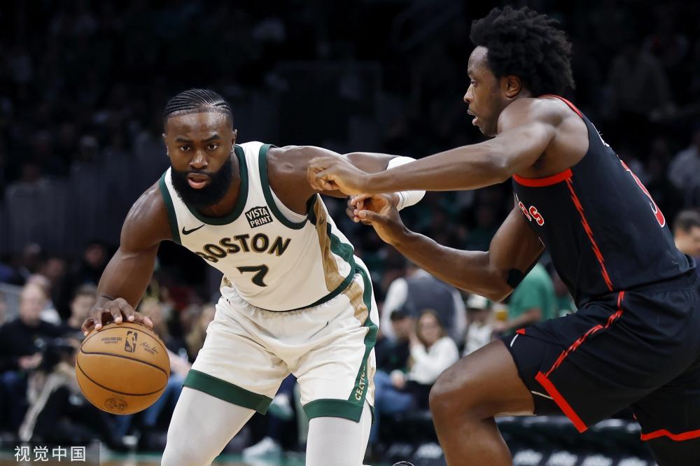 转会市场中 转会市场中